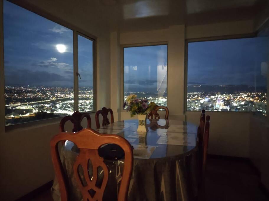 Espectacular Casa Vacacional !sorprendente Vista! Ambato